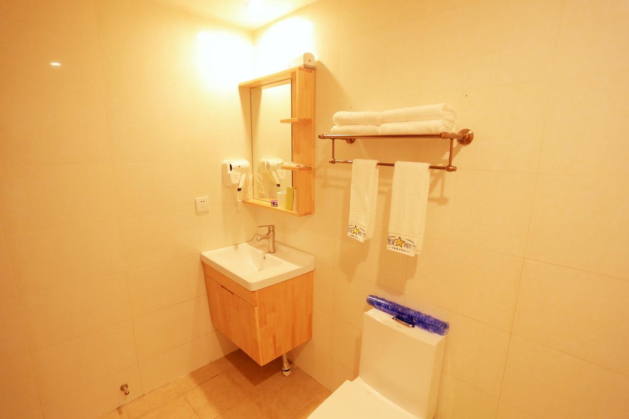 Infinite Stars Us Youth Hostel Чэнду Экстерьер фото