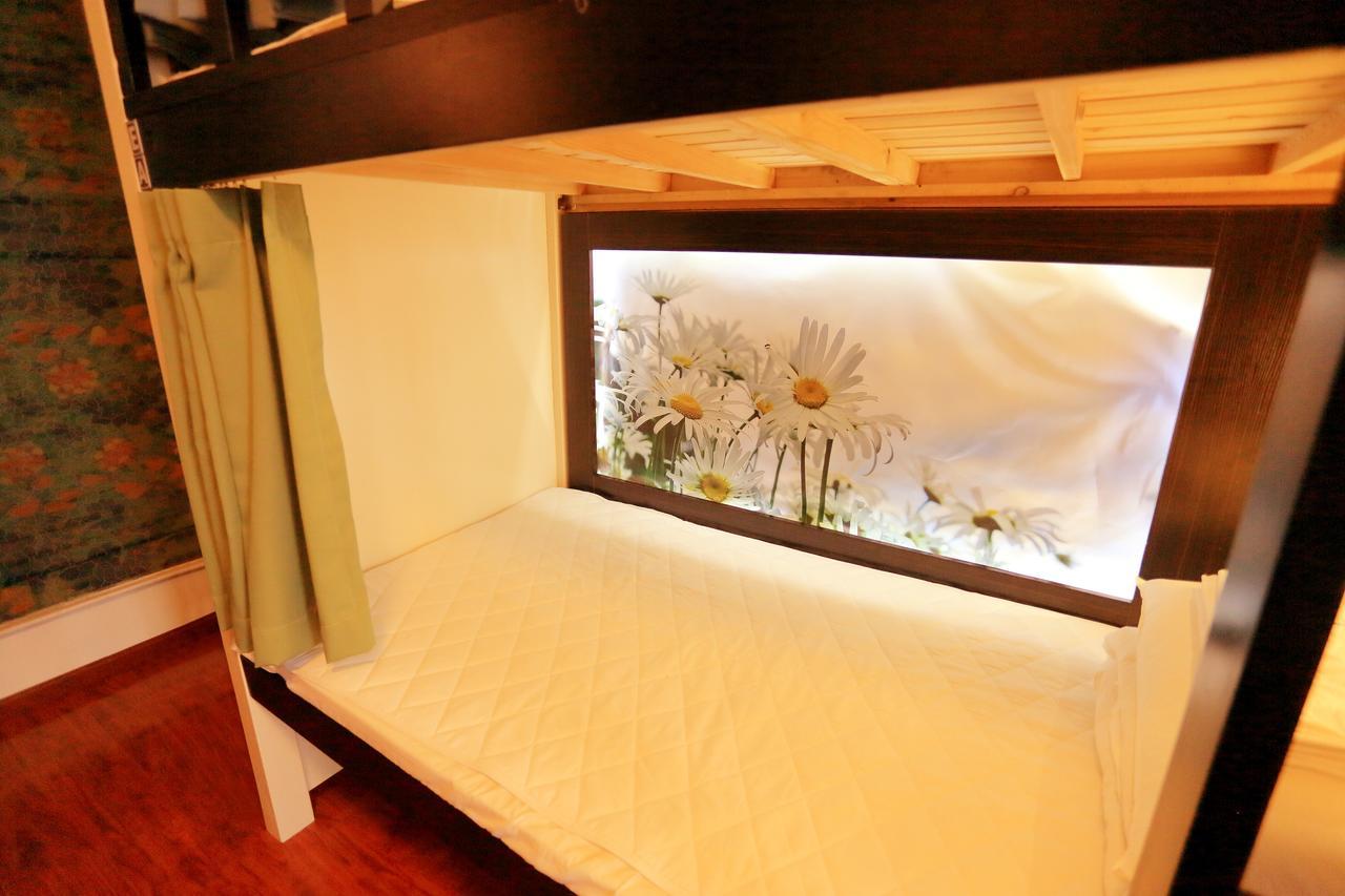 Infinite Stars Us Youth Hostel Чэнду Экстерьер фото